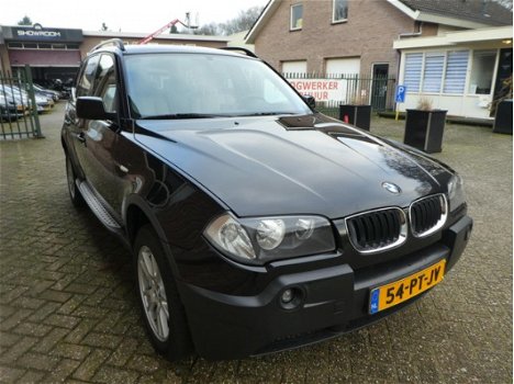 BMW X3 - 2.0d Business Line Leder / Navi / Dealeronderhouden - 1