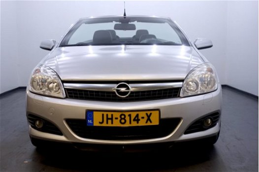 Opel Astra TwinTop - 1.6 Temptation Clima - 1