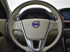 Volvo V70 - 2.0 D4 Momentum | 1e Eigenaar | Navigatie | Elektrische Klep | Leder | Stoelverwarming