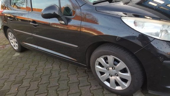 Peugeot 207 SW - 1.6 HDI X-line Dealer onderhouden - 1