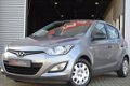 Hyundai i20 - 1.2i Business Edition 5DRS| NW.APK|PARKEERSEN.| - 1 - Thumbnail