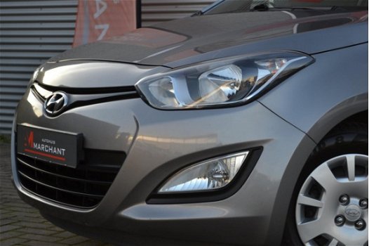 Hyundai i20 - 1.2i Business Edition 5DRS| NW.APK|PARKEERSEN.| - 1