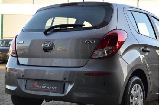 Hyundai i20 - 1.2i Business Edition 5DRS| NW.APK|PARKEERSEN.| - 1