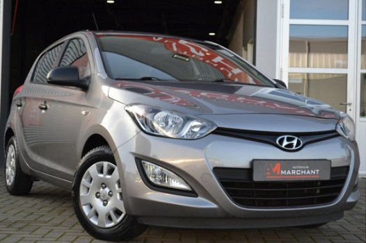 Hyundai i20 - 1.2i Business Edition 5DRS| NW.APK|PARKEERSEN.| - 1