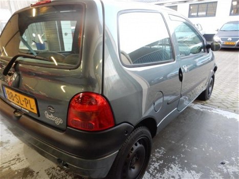 Renault Twingo - 1.2 Expression hele nette twingo met weinig km stand, airco - 1