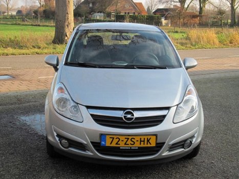 Opel Corsa - 1.2-16V Enjoy - 1