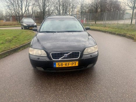 Volvo V70 - V70; D5 GEARTRONIC - 1