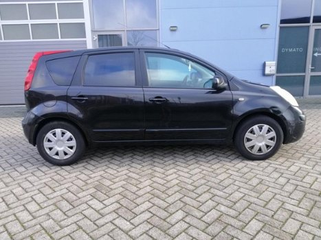 Nissan Note - 1.5 dCi Acenta nieuwe motor (120.000 km) CLIMATE CONTROLE - 1