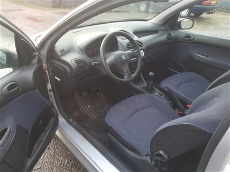 Peugeot 206 - 1.1 XN - door inruilverkregen - 1