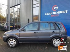 Ford Fusion - 1.4 80PK Airco Elec pakket nieuwe APK LM