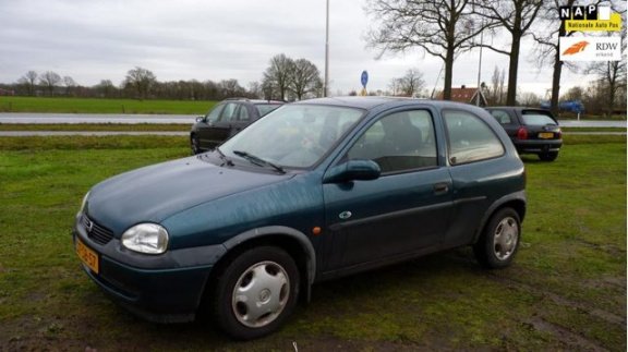 Opel Corsa - 1.4i Strada - 1