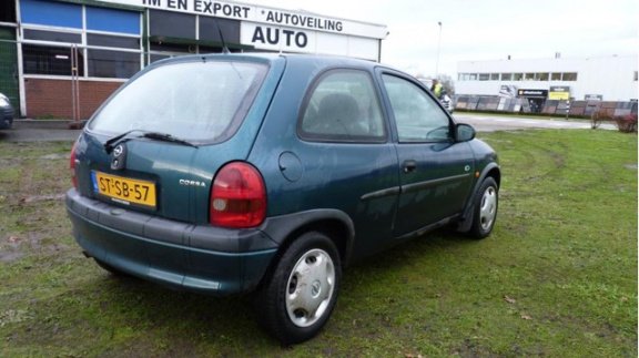 Opel Corsa - 1.4i Strada - 1