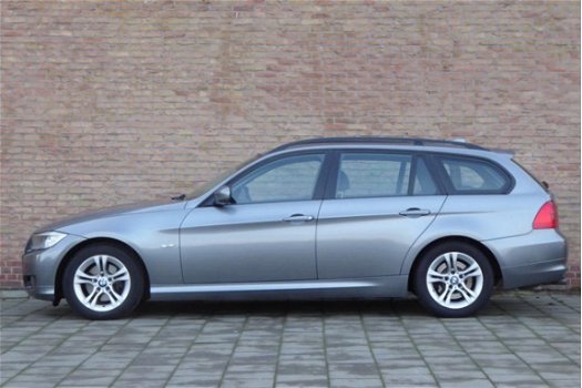 BMW 3-serie Touring - 318i Business Line * APK NIEUW - 1