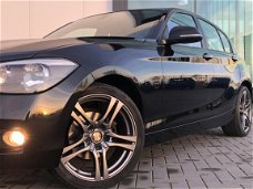 BMW 1-serie - 116i Executive 2014 Zeer nette auto