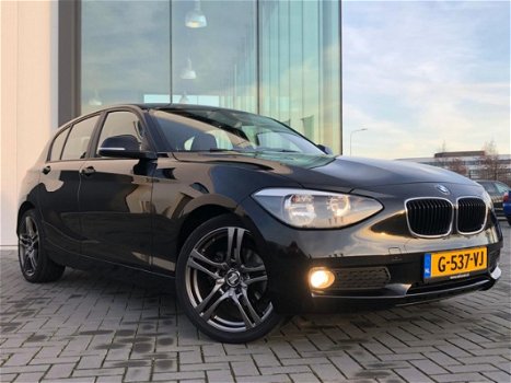 BMW 1-serie - 116i Executive 2014 Zeer nette auto - 1