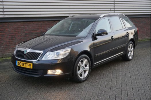 Skoda Octavia Combi - 1.2 TSI DSG7 AUTOMAAT XENON TREKHAAK Elegance Business - 1