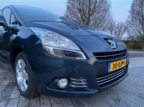 Peugeot 5008 - 1.6 e-HDi Blue Lease 5p. | Panoramadak | Autom. Airco | Navi | PDC | Cruise Control | - 1