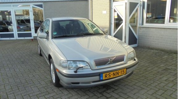 Volvo S40 - 1.8 Complete onderhouds historie - 1