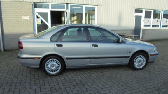 Volvo S40 - 1.8 Complete onderhouds historie - 1