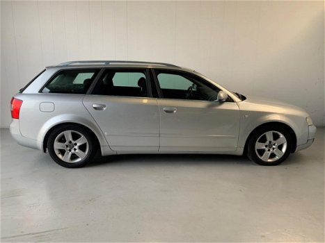 Audi A4 Avant - 1.9 TDI MT Climate PDC Cruise control - 1