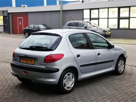 Peugeot 206 - 2.0 HDI XT .AKTIE - 1