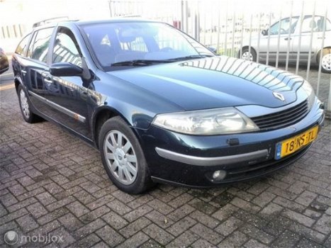 Renault Laguna Grand Tour - 2.2-16V dCi Elective - 1