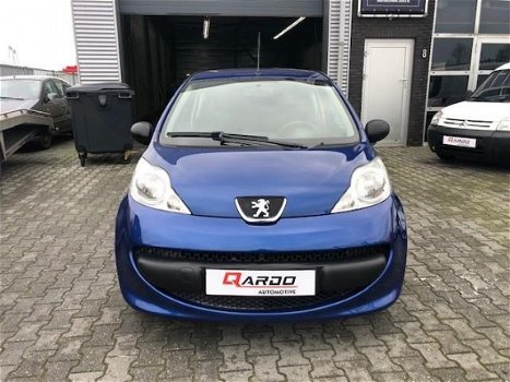 Peugeot 107 - 1.0-12V XR - 1