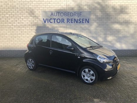 Toyota Aygo - 1.0-12V + - 1