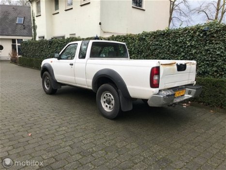 Nissan King Cab - Pick-up 2.5 DTi - 1