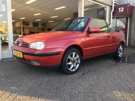 Volkswagen Golf Cabriolet - 1.8 Trendline - 1