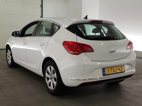 Opel Astra - 1.4 Business + - 1