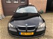 BMW 3-serie - 318i Nwe Distr. Ketting + Klepseals NAP Nette staat - 1 - Thumbnail