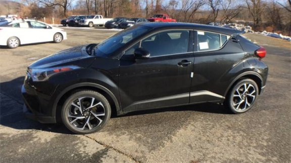 2019 Toyota C-HR Limited 4dr Crossover - 1