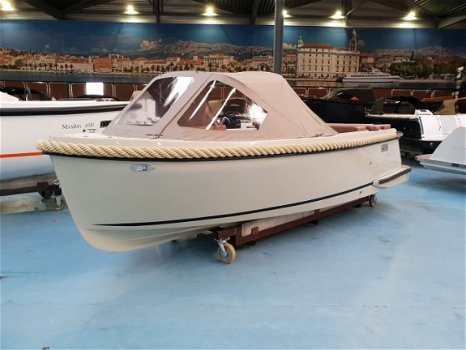 Maxima 600 tender met Honda 20 pk - 3