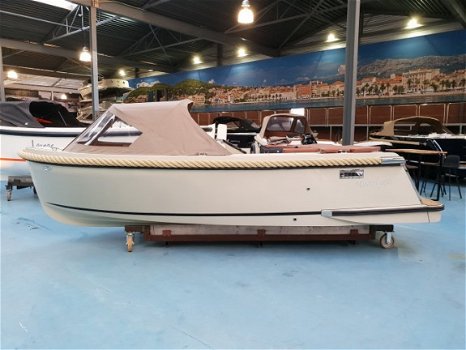 Maxima 600 tender met Honda 20 pk - 4