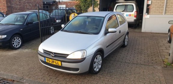 Opel Corsa - 1.4-16V Sport Airco nw apk Jan 2021 - 1