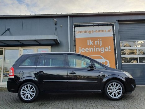 Opel Zafira - 2.2 Cosmo 7-persoons met Trekhaak, Navigatie, Climate & Cruise control, PDC, etc - 1