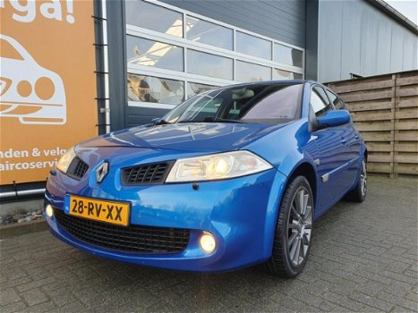 Renault Mégane - 1.9 dCi Dynamique Comfort met Climate & Cruise control, Navigatie , etc - 1