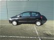 Volkswagen Fox - 1.2 Trendline met airco perfect onderhouden auto met boekjes voor leuke scherpe pri - 1 - Thumbnail