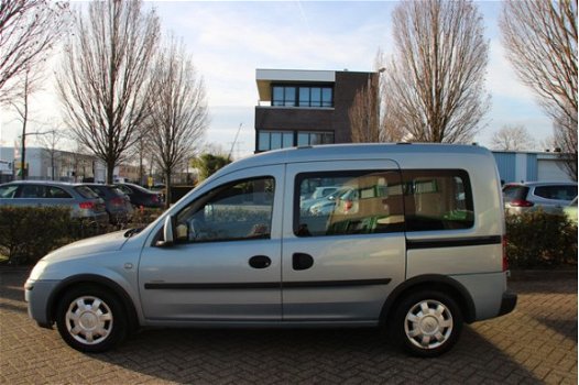 Opel Combo Tour - 1.7D 5 PERSOONS - 1