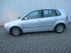 Volkswagen Polo - 1.4 TDI Trendline BlueMotion