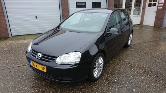 Volkswagen Golf - 1.6 FSI Trendline Business NAP, Dealer onderhouden, Airco - 1