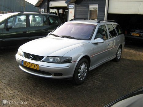 Opel Vectra Wagon - 1.8-16V Trekh Airco Garantie, inruil mog - 1