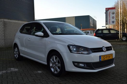 Volkswagen Polo - 1.2 TSI Highline 105 PK 6 BAK / 5 DEURS / AIRCO / CRUISE / LMV - 1