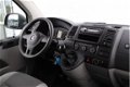 Volkswagen Transporter Kombi - 2.0 TDI L1H1 Trendline | BPM VRIJ | Airconditioning | Parkeersensoren - 1 - Thumbnail