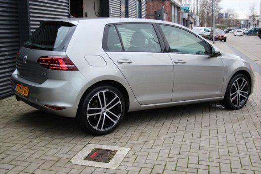 Volkswagen Golf - 1.2 TSI Highline CLIMA_ADAP-CRUIS_18-INCH - 1