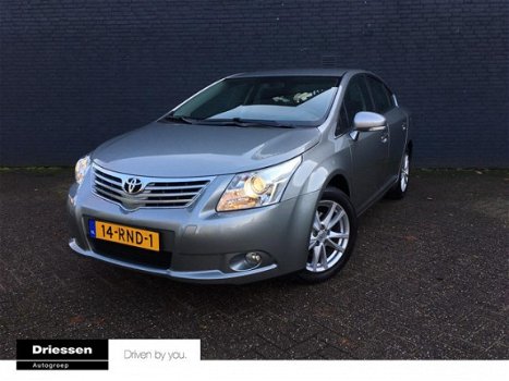 Toyota Avensis - 2.0 VVTi Business (Navigatie - Parkeerhulpcamera - Afneembare trekhaak) - 1