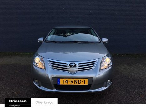 Toyota Avensis - 2.0 VVTi Business (Navigatie - Parkeerhulpcamera - Afneembare trekhaak) - 1