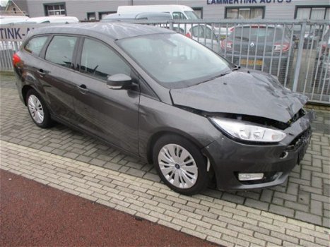 Ford Focus Wagon - 1.5 TDCI 88kw Automaat Lease Edition Wagon - 1