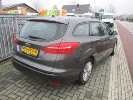 Ford Focus Wagon - 1.5 TDCI 88kw Automaat Lease Edition Wagon - 1